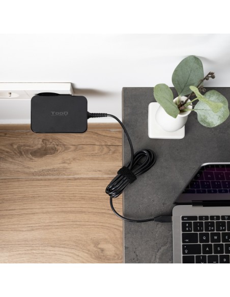 CARGADOR TOOQ PORTATIL GAN USB-C PD 100W NEGRO